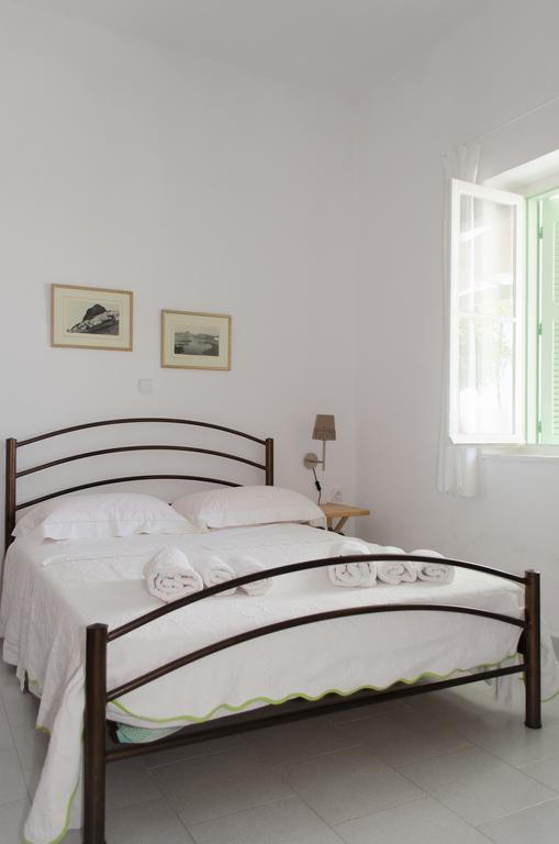 Georgias House Apartment Skyros Ruang foto